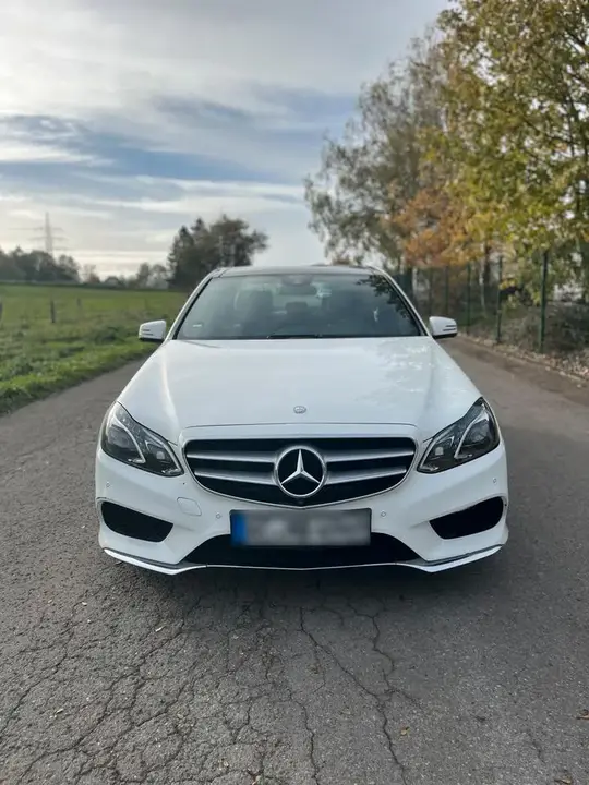 Mercedes-Benz E 300