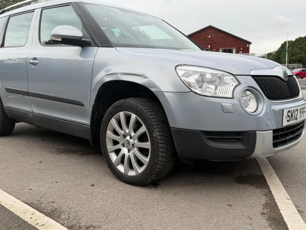 Skoda Yeti 2012 photo 3