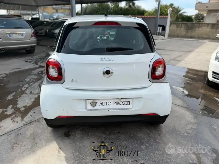 Smart Forfour 2018 photo 4