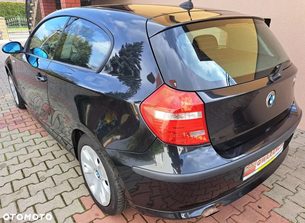 BMW Seria 1 116I 2008 photo 3
