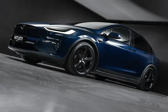 Tesla Model X 2023 photo 2