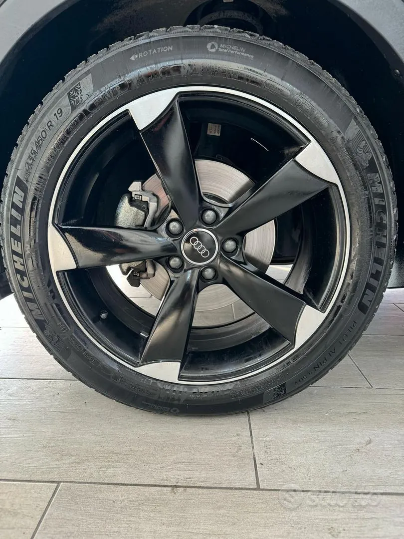 Audi Q3 2021 photo 5