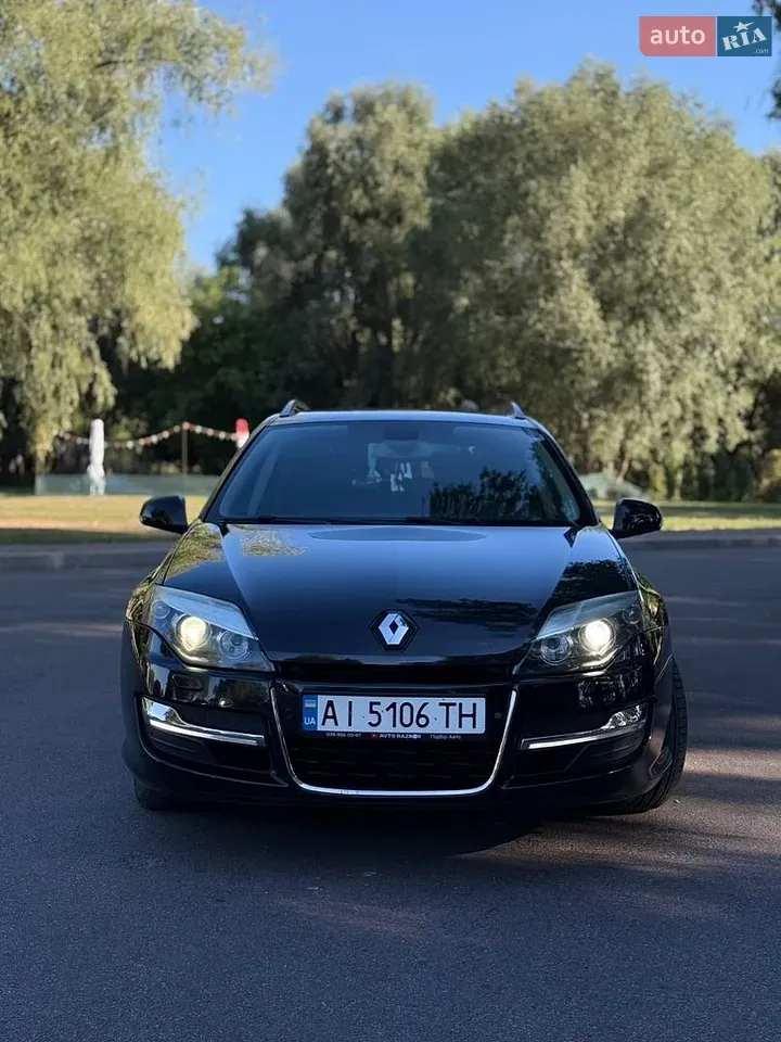 Renault Laguna 2014 photo 2
