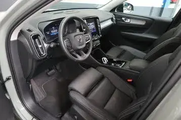 Volvo Xc40 2025 photo 3