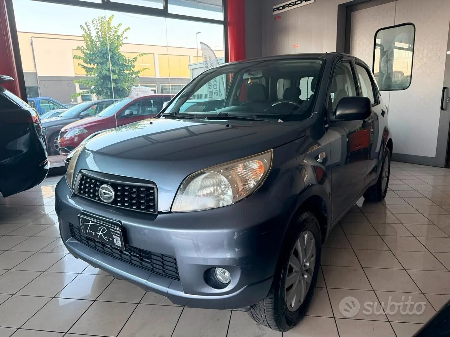 Daihatsu Terios 2010 photo 2