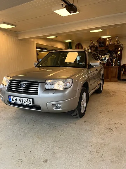 Subaru Forester 2006 photo 2