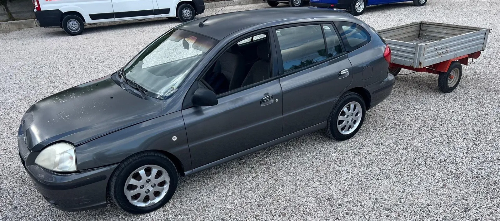 Kia Rio 2004 photo 4