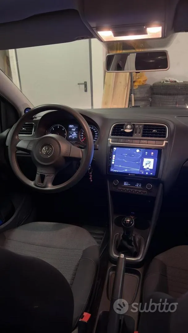Volkswagen Polo 2014 photo 4