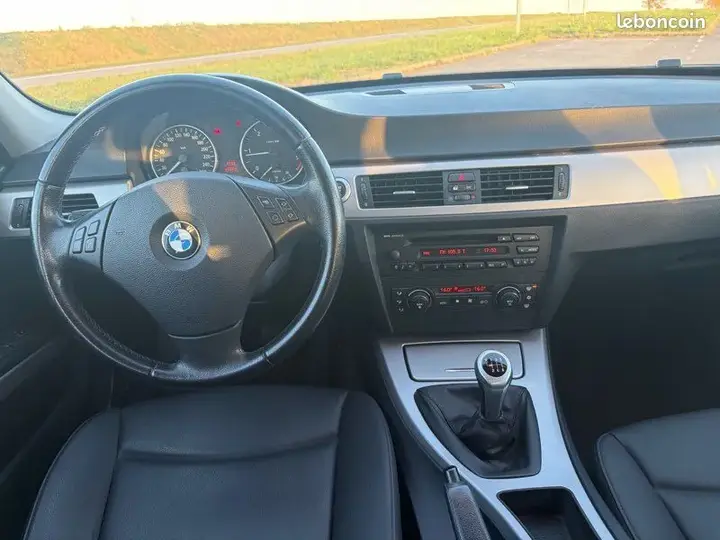 BMW 3 Series 2006 photo 2