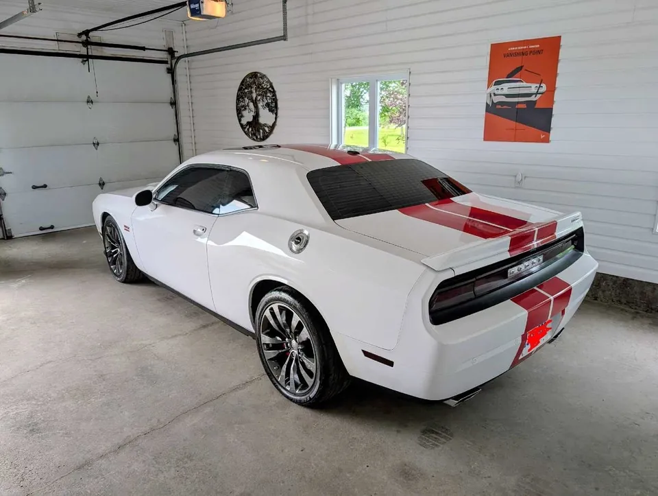 Dodge Challenger 2013 photo 4