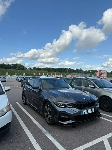 BMW 330E
