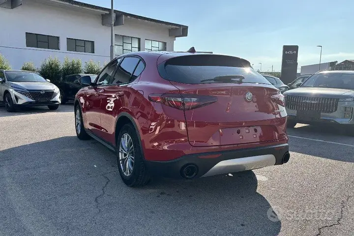 Alfa Romeo Stelvio 2022 photo 5