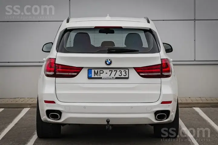 BMW X5 2015 photo 5