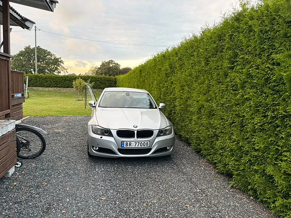BMW 316I 2008 photo 3