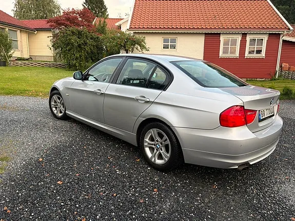 BMW 316I 2008 photo 4