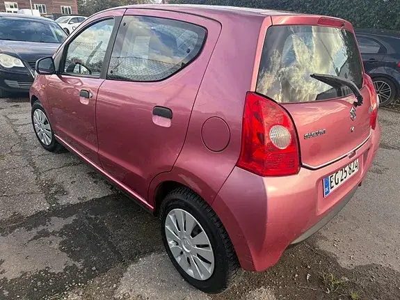 Suzuki Alto 2010 photo 4