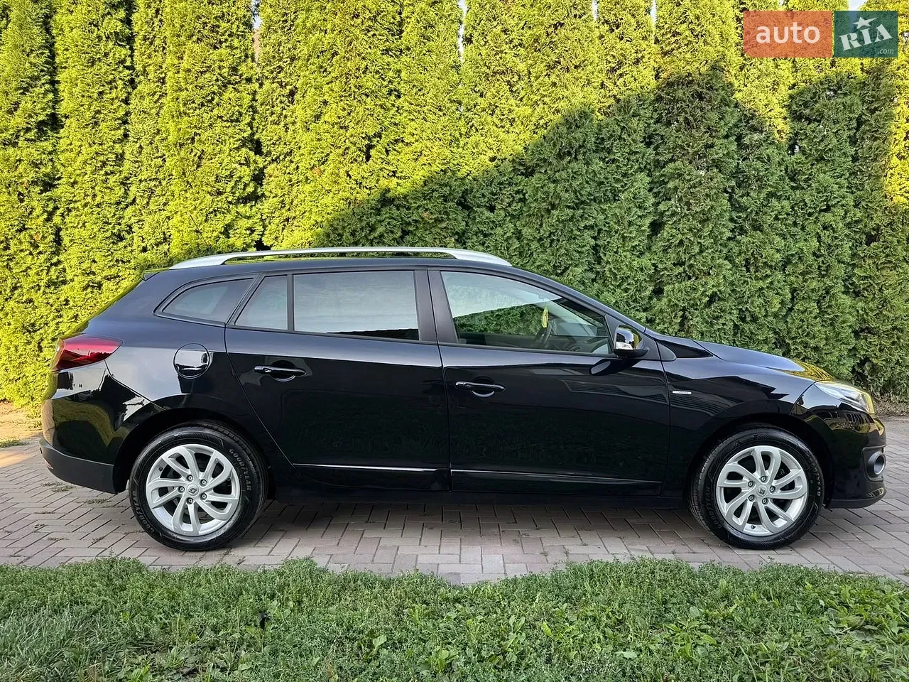 Renault Megane 2014 photo 3