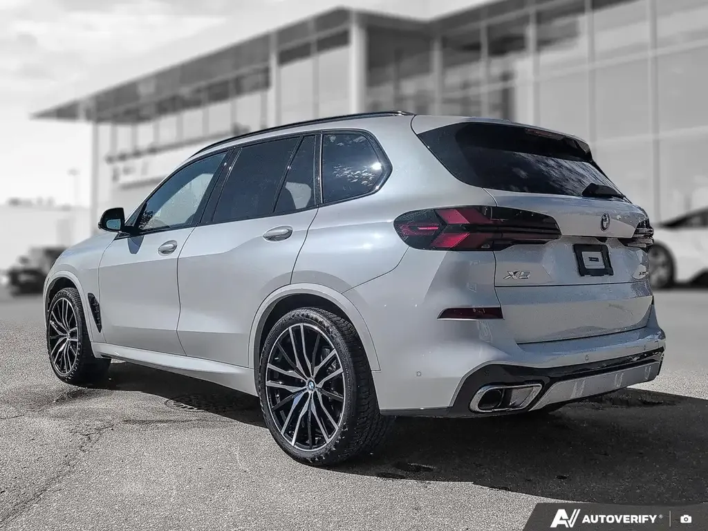 BMW X5 2024 photo 4