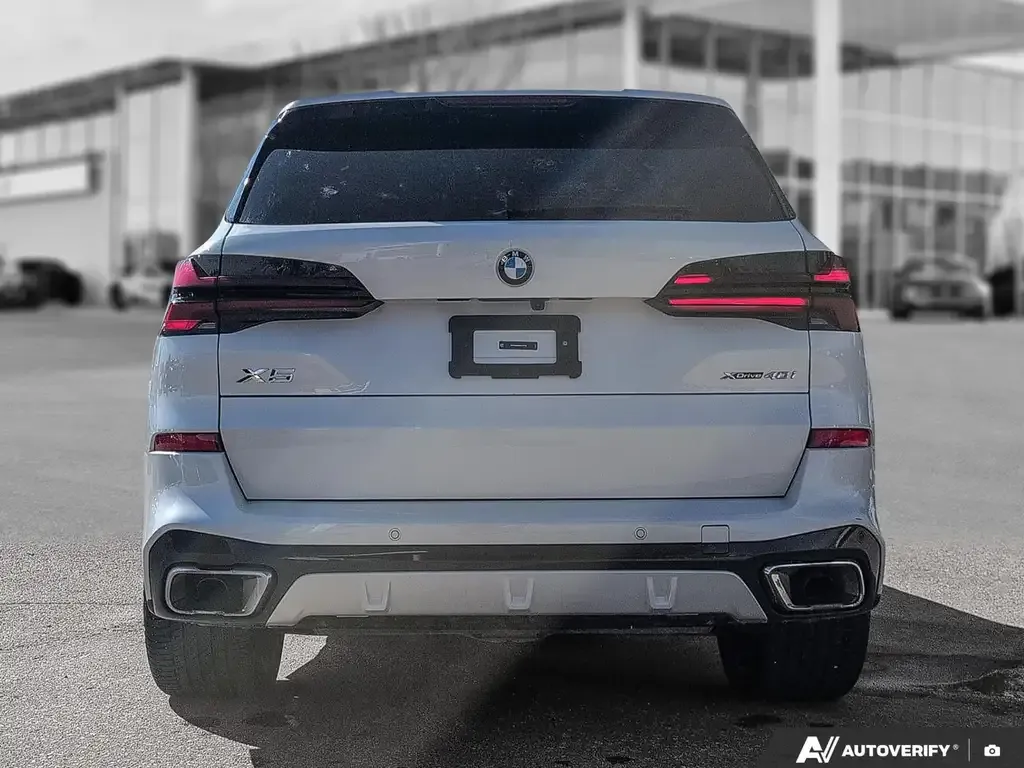 BMW X5 2024 photo 5