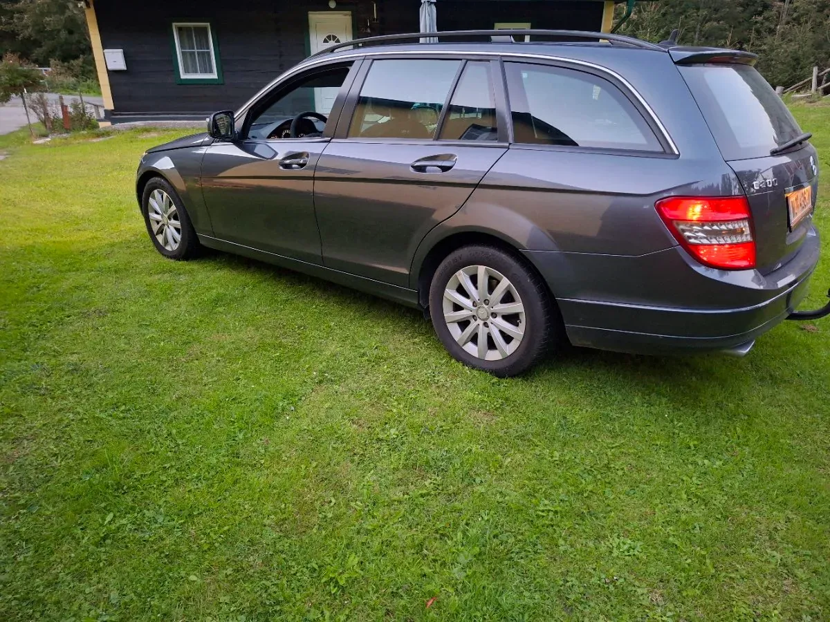 Mercedes-Benz C-Class 2008 photo 3