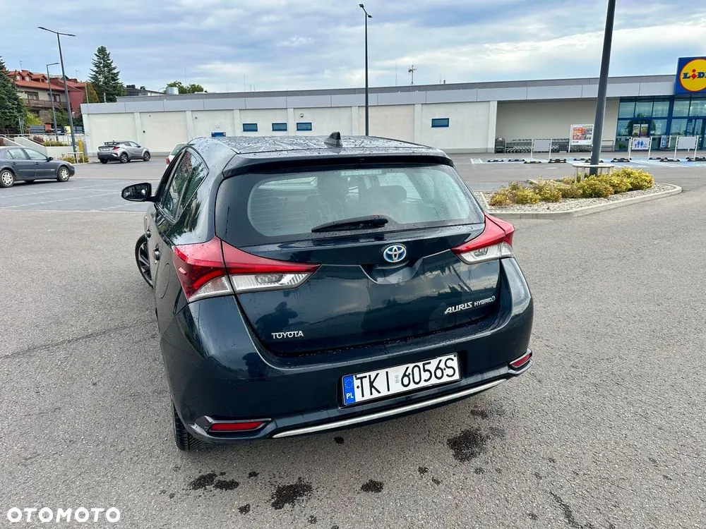 Toyota Auris 2015 photo 4