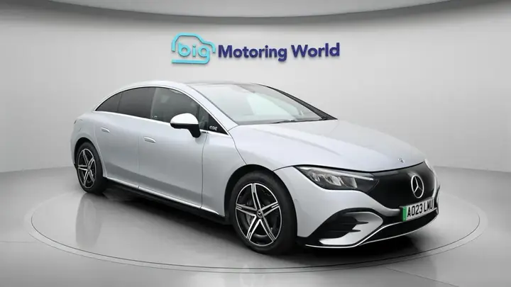 Mercedes-Benz Eqe 2023 photo 2