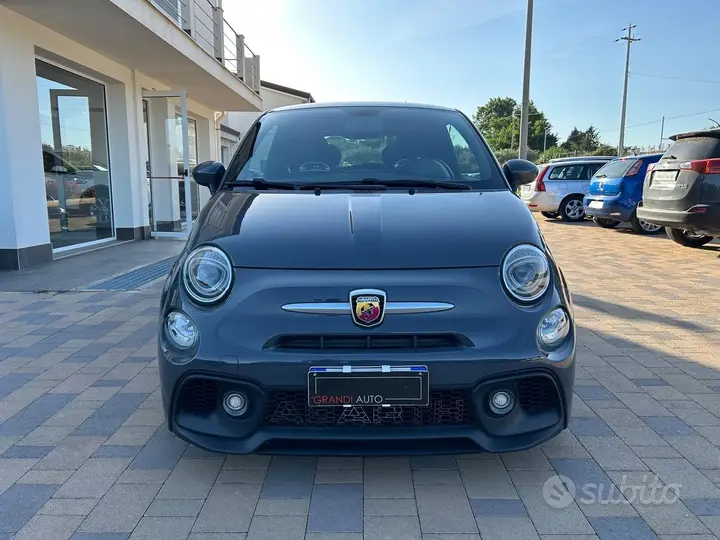 Abarth 595 2016 photo 2