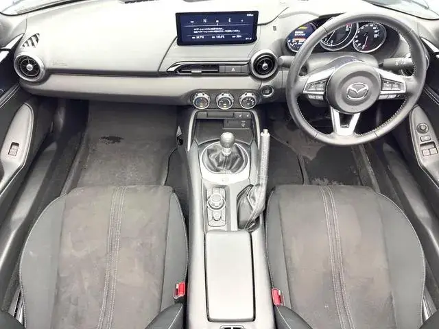 Mazda Roadster 2025 photo 2