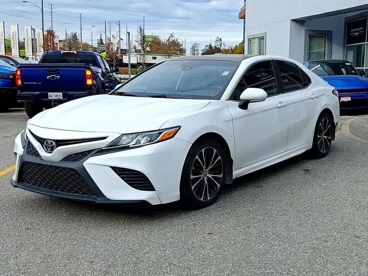 Toyota Camry 2020 photo 4