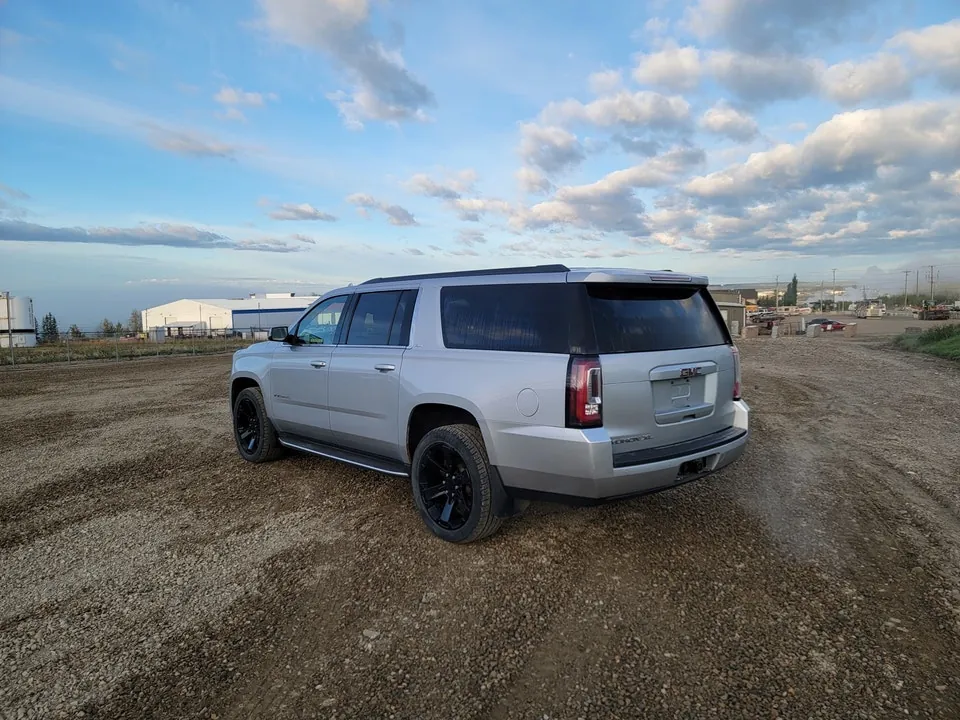 GMC Yukon 2017 photo 4