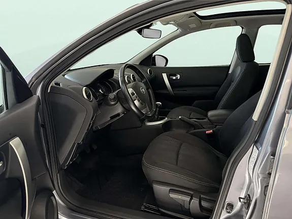 Nissan Qashqai 2010 photo 5