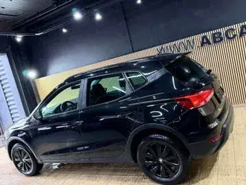 Seat Arona 2019 photo 2