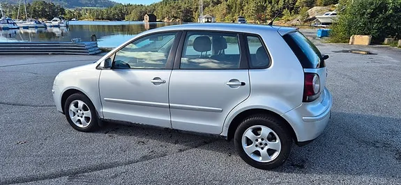 Volkswagen Polo 2007 photo 2