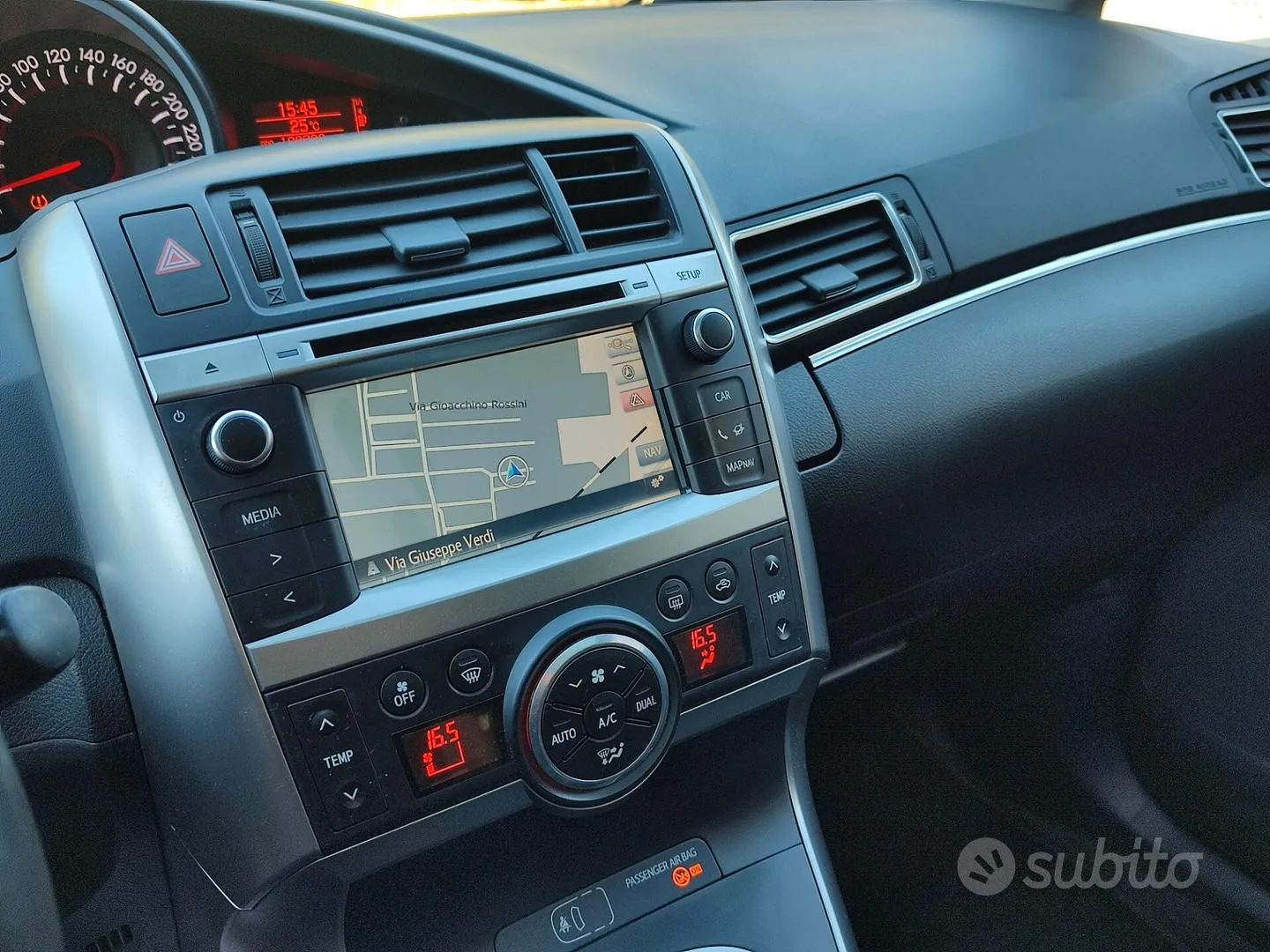Toyota Verso 2014 photo 3