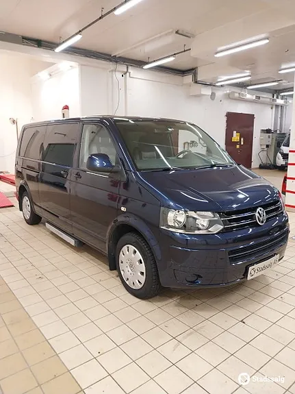 Volkswagen Caravelle 2012 photo 3