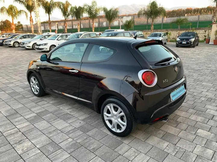 Alfa Romeo Mito 2011 photo 4