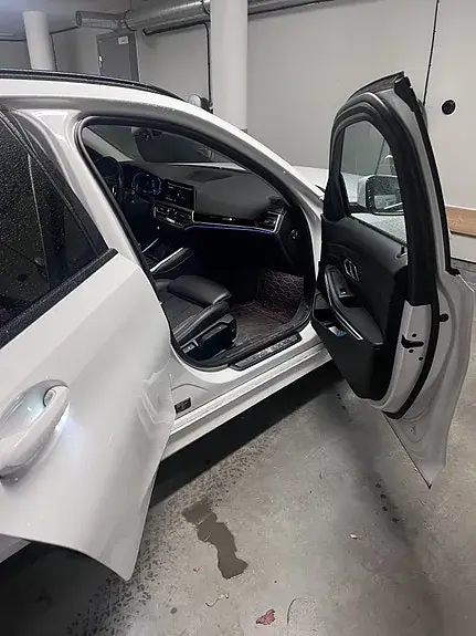 BMW 330E 2021 photo 3