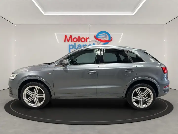 Audi Q3 2016 photo 4