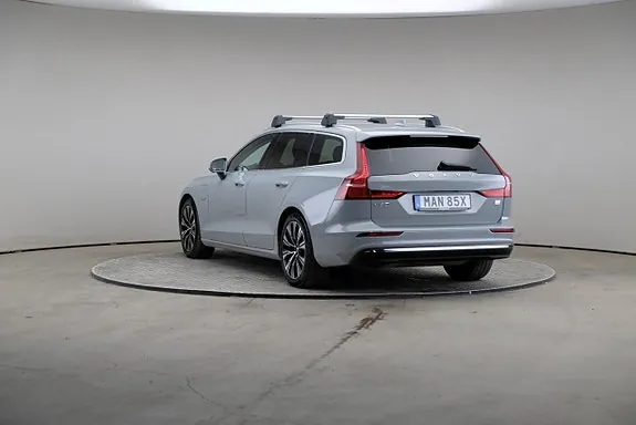 Volvo V60 2024 photo 2