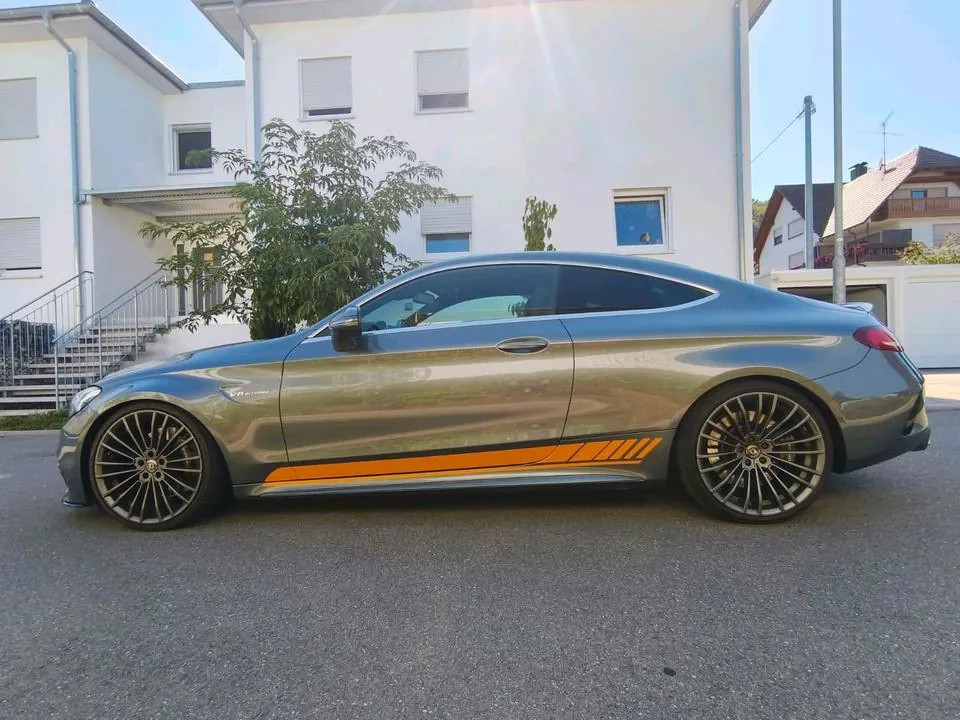 Mercedes-Benz C63 Amg