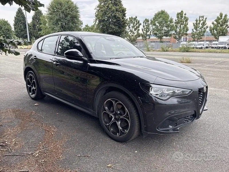 Alfa Romeo Stelvio 2024 photo 5
