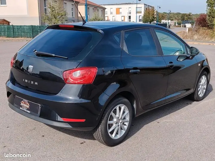 Seat Ibiza 2013 photo 4