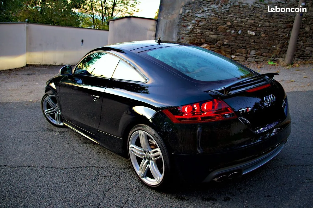 Audi Tts 2011 photo 2