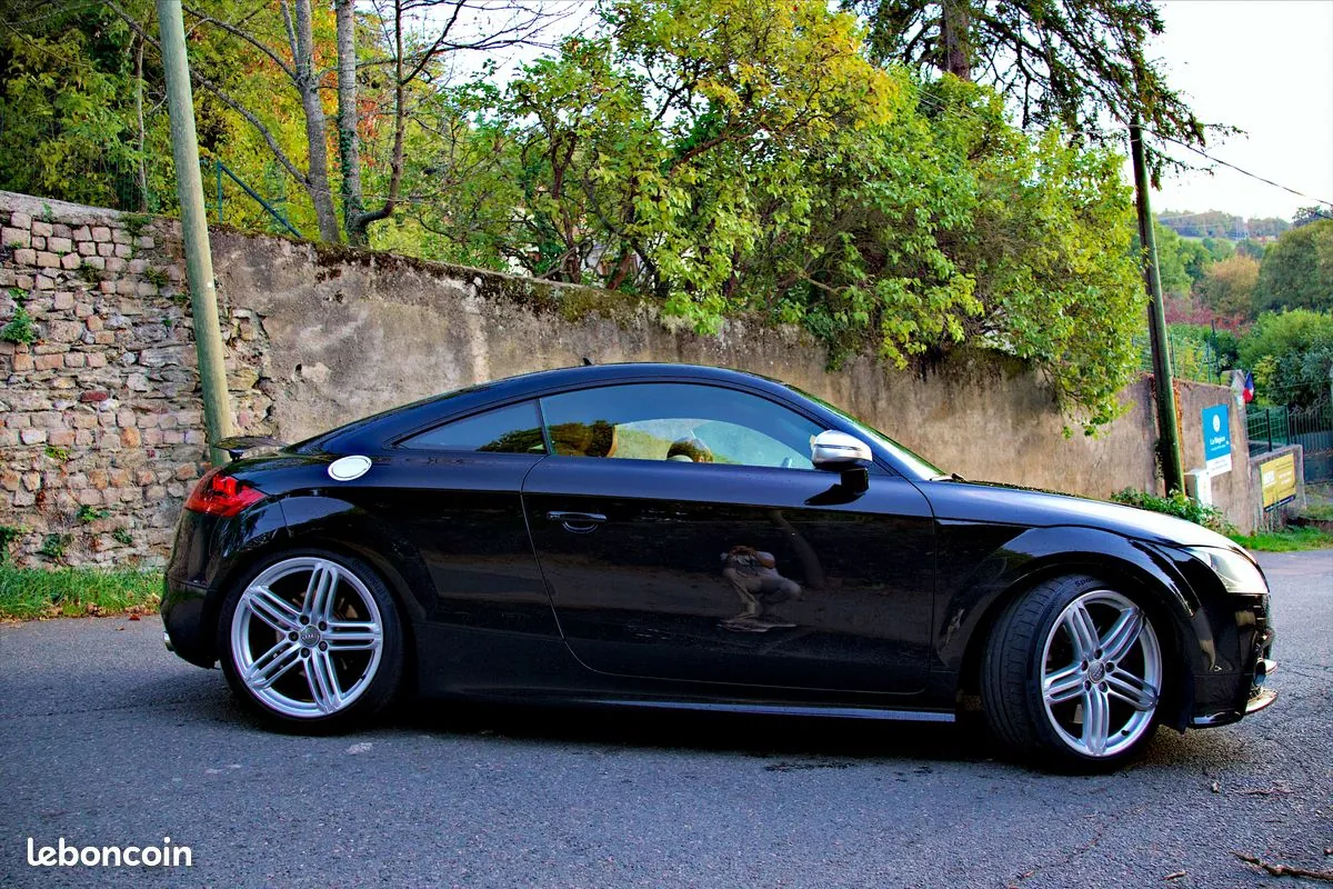 Audi Tts 2011 photo 4