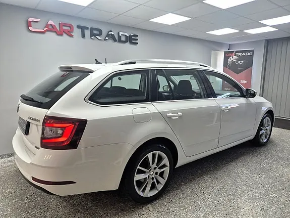 Skoda Octavia 2019 photo 5
