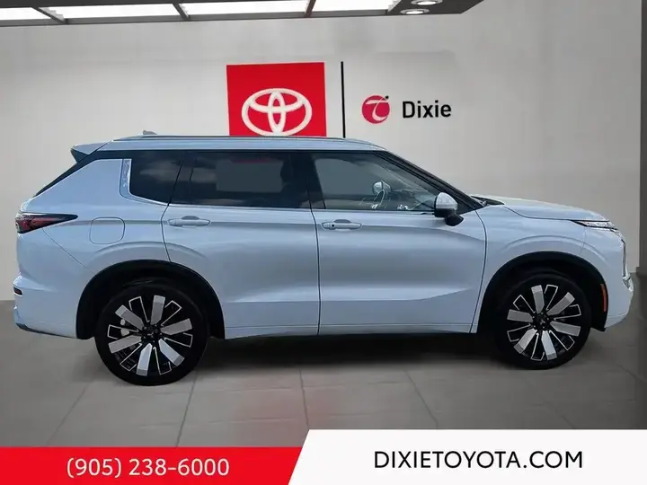 Mitsubishi Outlander 2025 photo 3