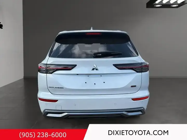 Mitsubishi Outlander 2025 photo 5