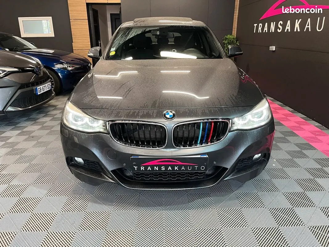 BMW Série 3 2015 photo 2