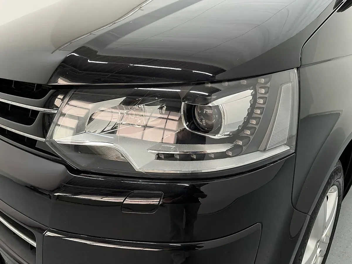 Volkswagen Multivan 2013 photo 3