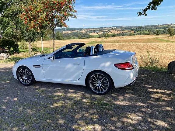 Mercedes-Benz Slc300